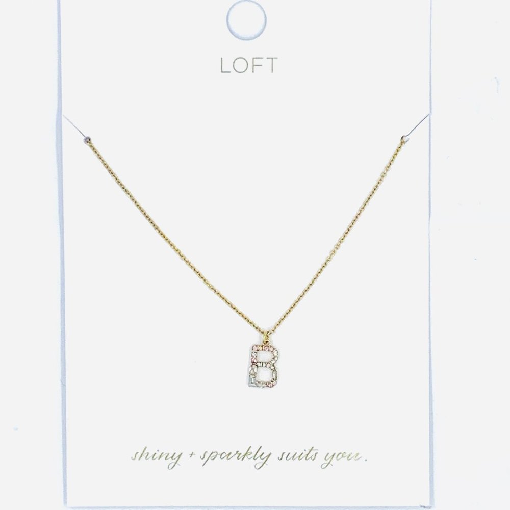 ( B ) INITIAL PENDANT NECKLACE